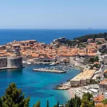 New&Luxury 5* With An Amazing View - Pure Apartment